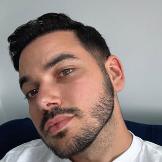 Happy 6 months anniversary to my new hairline 🙇🏻‍♂️

The best decision I ever made, I’m so pleased