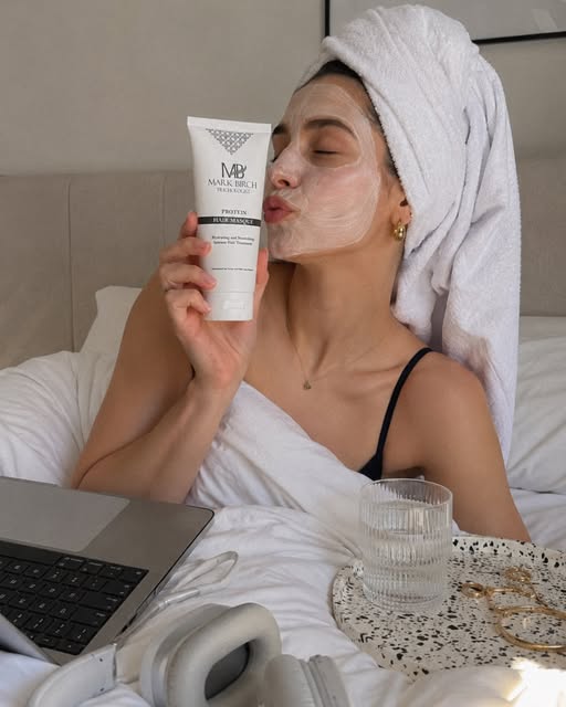 Friday mood: haircare, self-care & a little me-time. 🤍

What’s your favourite Friday ritual?

#hair