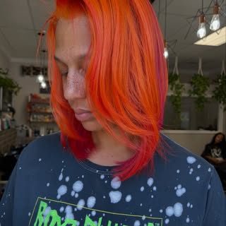 If “outside this summer” was a hair color 🌞💕
Custom color done RIGHT every single time.
Vibrant, h