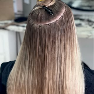 Why we do things differently at WHITEFOX 👇🏼

Hair color and extensions have evolved dramatically i