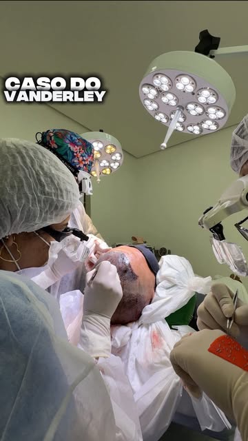Hoje foi dia de mudança por aqui! 

O Vanderley veio de Jacareacanga para realizar o transplante cap