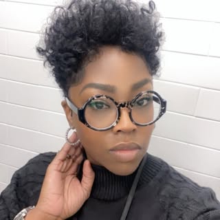 My signature quick and simple hair hack to add volume to your crown with a tapered cut. 
Hair used: 