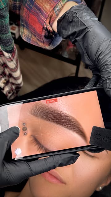 Tell me, what did you think of first when you saw this… POWDER BROWS! 🤭

Because what girl doesn’t 