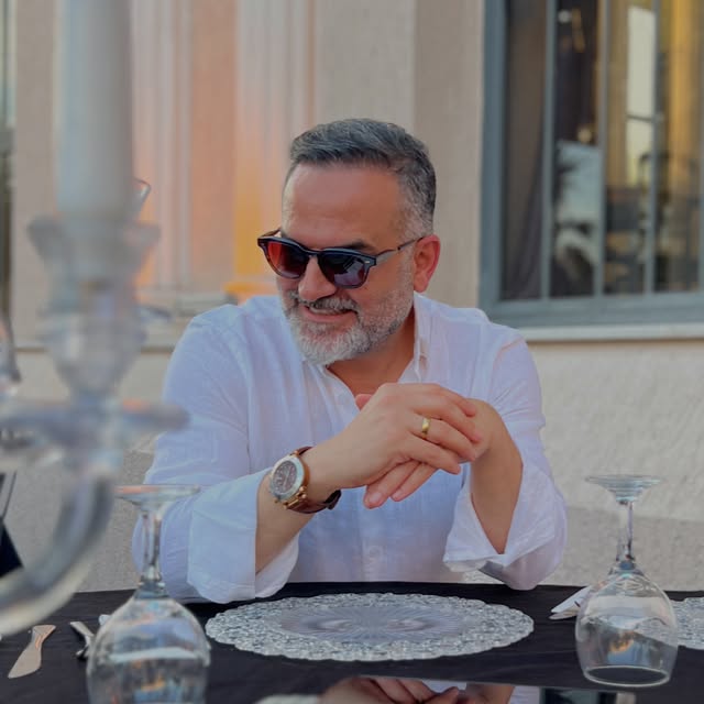 Hayat, her şeyi yetiştirmek için acele ettiğimiz bir yolculuk değil. Bazen durmak, etrafına bakmak v