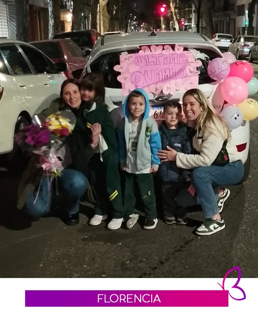 Flor! ya llegó tu última quimio y no faltó el acompañamiento ese día. 
Porque CUIDAR TAMBIÉN ES ESTA