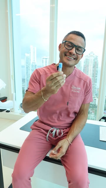 Plasma Rico en Plaquetas 🩸
Un procedimiento seguro y eficaz ✨ Puedes hacerlo en rostro, cuello, esc