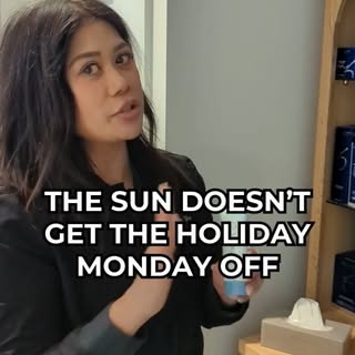 ☀️Happy Holiday Monday! UV rays don’t take a day off on Monday — protect your skin while you soak up