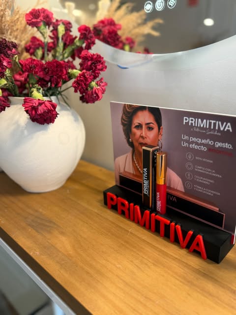 La Línea de Color llega a Mia 💋

Estábamos esperando una que tuviera seña de identidad; un tono clá