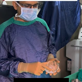 1. Pre-operative Assessment 🩺
 A complete medical evaluation is important before planning the surge