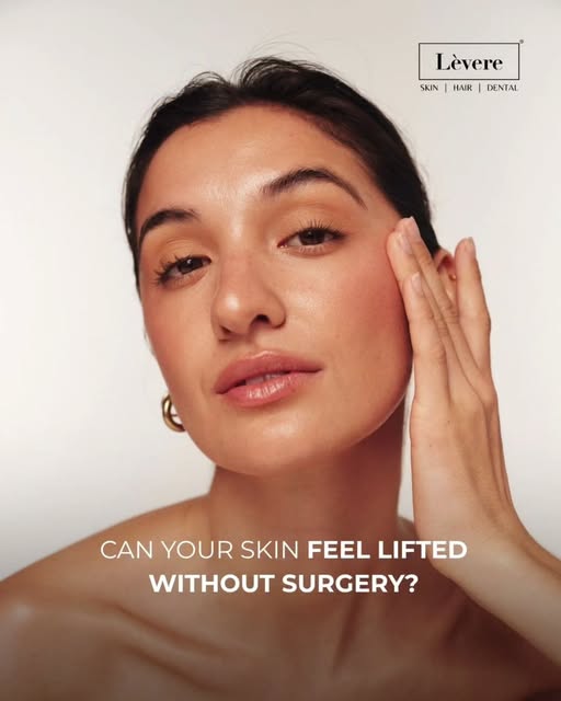 For skin that feels firmer and looks naturally refreshed.

HIFU stimulates collagen production below