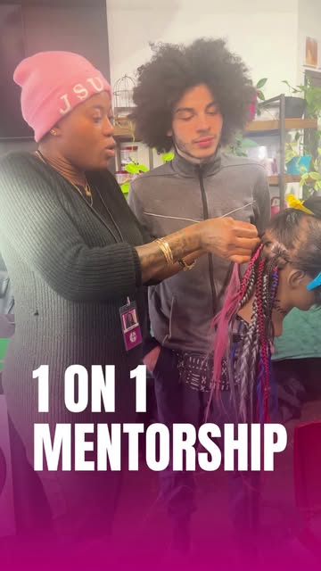 One-on-one instructor guidance helps you perfect your tension control.

#BraidingInstitution #Prot