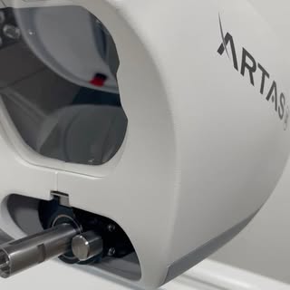 ARTAS uses latest robotic technology to identify and select prime hair for harvesting, collect high 