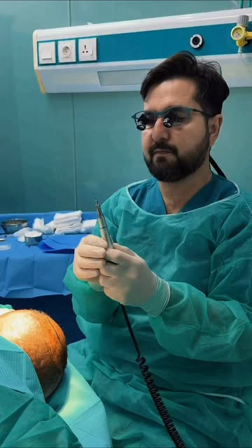 Hair Transplantation by a Qualified Plastic Surgeon

When it comes to hair transplantation, experien