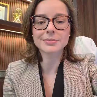 Por que eu não passo valores de procedimentos por WhatsApp ou Instagram? 

Porque antes de falar em 