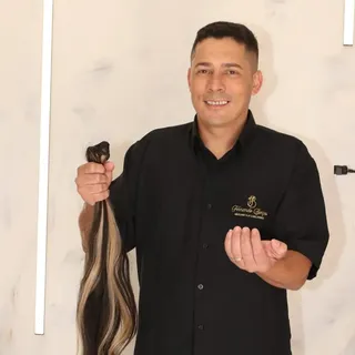 A cidade de UBERLÂNDIA-MG está em festa... anunciando seu representante para a maior premiação de ca
