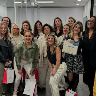 A great day at the Wella studio in London delivering Trichology education. 🧫🔬🧬Working with @spenc