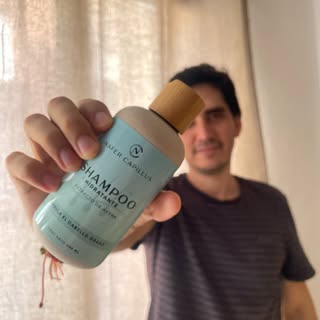 Controla la grasa y frena la caída leve con Nafer Capillus! 🌿✨

¿Exceso de grasa y caída leve? Nues
