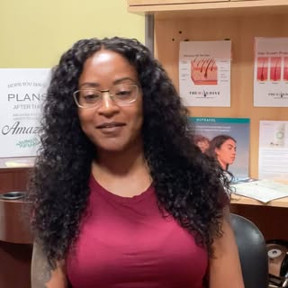 ATTENTION!!!

Another satisfied VETERAN!😊
*
I am Simone Durant and I am a CERTIFIED Hair Loss Speci