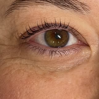 Lifting de pestañas para darle un “up “ a tus ojos ❤️
.
maribelruizmicropigmentacionyestetica.booksy