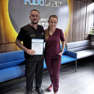 📚 Dobry podolog nigdy nie przestaje się uczyć. A wiesz dlaczego?

Bo każdy paznokieć zmieniony chor