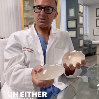 💡 Saline vs. Silicone Implants – What’s the Difference? 💡

Choosing between saline and silicone im