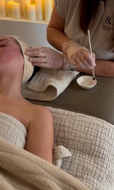 A fresh season calls for a fresh approach to your skin.
As we transition into fall, a chemical peel 
