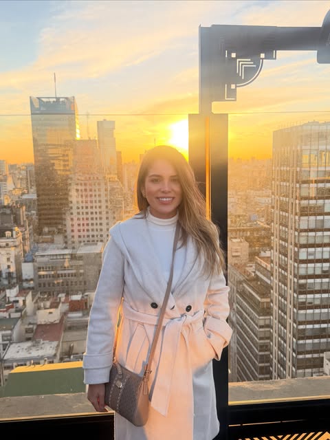 Buenos Aires tem esse jeito único de transformar cada esquina em cenário e cada pôr do sol em memóri
