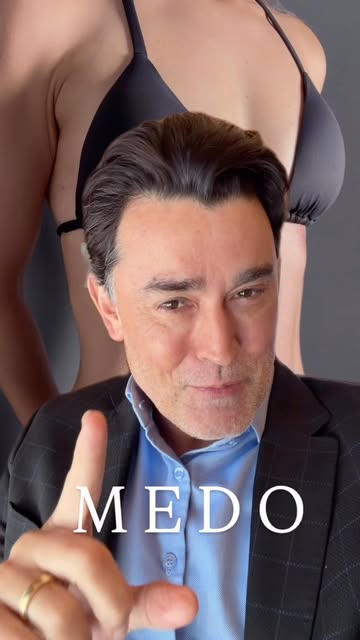 Eu fiquei pensando: a gente costuma achar que coragem é não ter medo. E não é. O medo faz parte da v