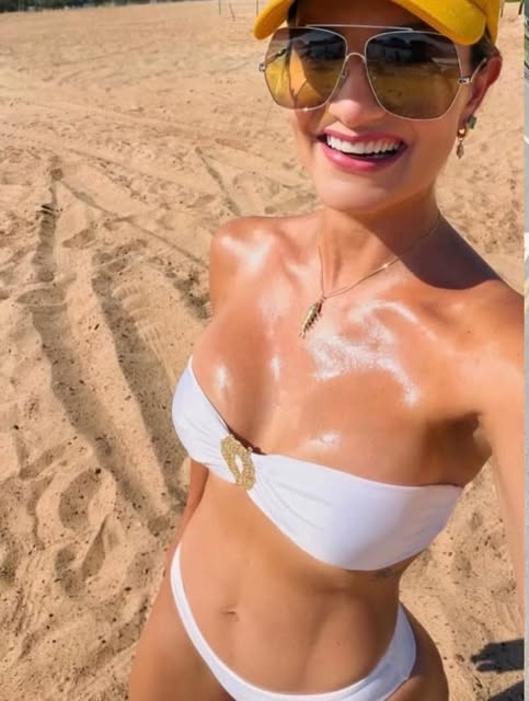 Sábado, sol, biquíni e a liberdade de aproveitar tudo isso se sentindo bem com o próprio corpo. ☀️

