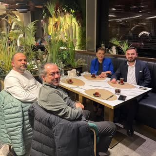 Kayseri Care Travel yöneticileri olarak Estetik ve Plastik Cerrahi Uzmanı Op. Dr. Umut Özbebit ile b