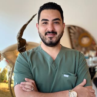 Have you been in to see Dr T yet? 

Experience the difference with Dr. Tashakkor’s expertise in cosm