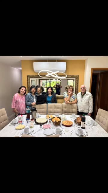 ❤️ CAFÉ DA MANHÃ COM AMOR E GRATIDÃO! 🙏✨

Hoje meu coração transborda gratidão a Deus por ter me pe