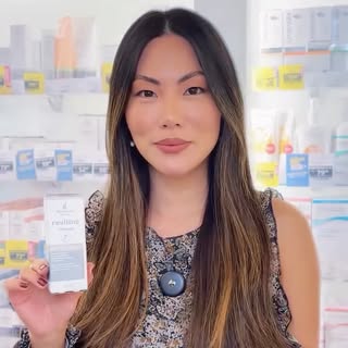 Ainda estamos falando de RETINOL… e por um bom motivo. ✨

Os retinoides continuam sendo um dos ativo