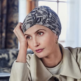 Ontdek PAISLEY ELEGANCE de nieuwste print van Christine Headwear 
Een print hoeft niet uitbundig te 