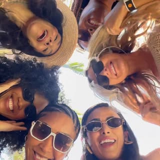 Surrounded by sunshine and soulmates!Celebrating another trip around the sun with the ones who make 