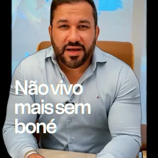 Por anos, o Danilson não usava boné por estilo. Usava para se esconder. 🧢

Ele veio do interior da 