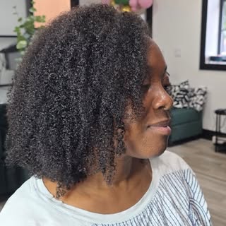 Another crochet look, another TEXTURE. 😍✨

 This versatile look features a beautiful tight kinky cu