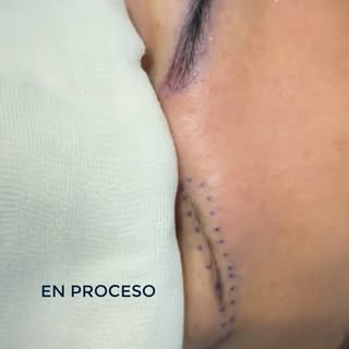 No todas las cejas necesitan el mismo diseño. Y no todos los rostros necesitan la misma ceja.

En la