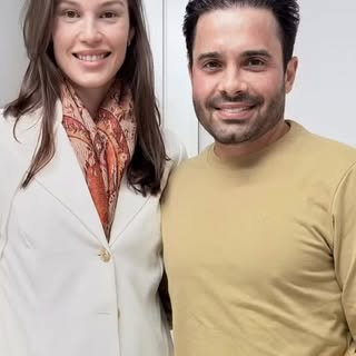 Hoje venho aqui falar de dois grandes nomes da medicina.

À @draalessandrabernardidermato, minha gra