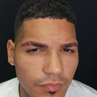 🩵¿Natural o definidas? 
No tienes que elegir.
Este cliente, profesional de la imagen😎, tenía muy c