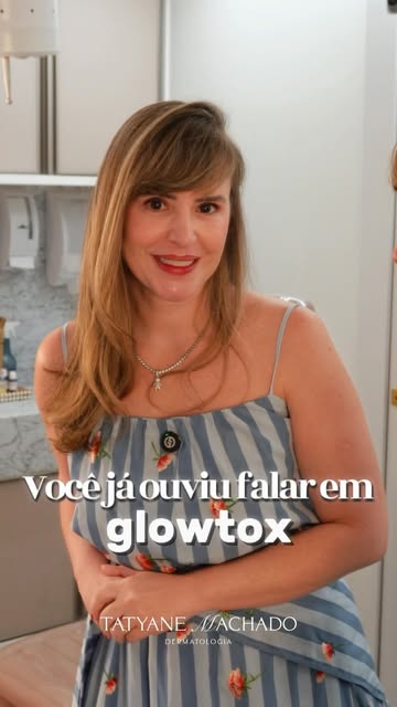 Combinação estratégica de toxina botulínica + complexo vitamínico para suavizar ruguinhas finas, pro