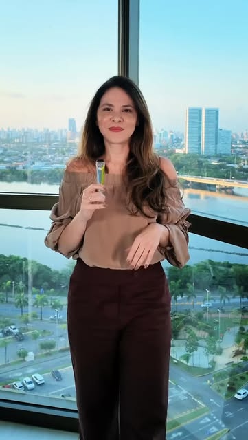 Ácido retinoico no couro cabeludo faz o cabelo crescer? Essa tendência viralizou, mas fui conferir o