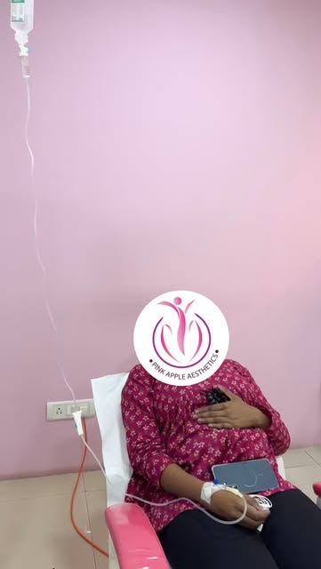 Can u guess the treatment done here 
#pinkappleaesthetics #cosmeticsurgery #cosmetology
