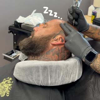 DOES SMP HURT? 🤔

Probably one of the questions I get asked most before treatment…

Meanwhile, Russ