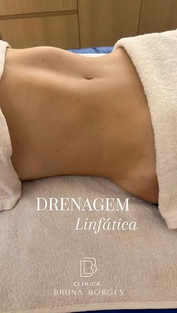 ✨ Drenagem linfática: leveza que você sente no corpo.

Mais do que uma massagem, é um cuidado que po