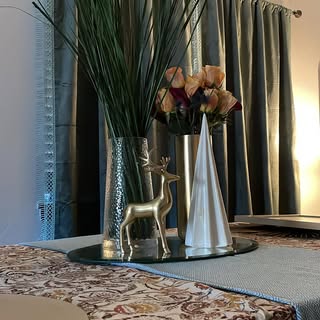 New place, new flowers.