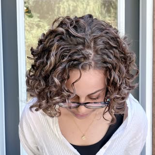 Thank you to this client for driving out from Kingston to get your hair done and with me!