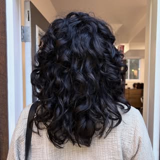 These curls are stunning!!! 🤩