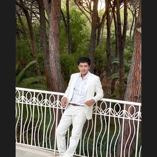 Among the pines and flamingos at Sardinia, Italy.

#italy #sardinia #fortevillage #inmode #allwhitep