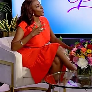 If you’re seeking that skin glow, tune in to the Portia Show tomorrow, TUESDAY, June 9, 1 pm EST on 